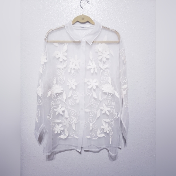 WHITE Sheer Embroidered Button-Down Shirts, Size M/L - Picture 1 of 17